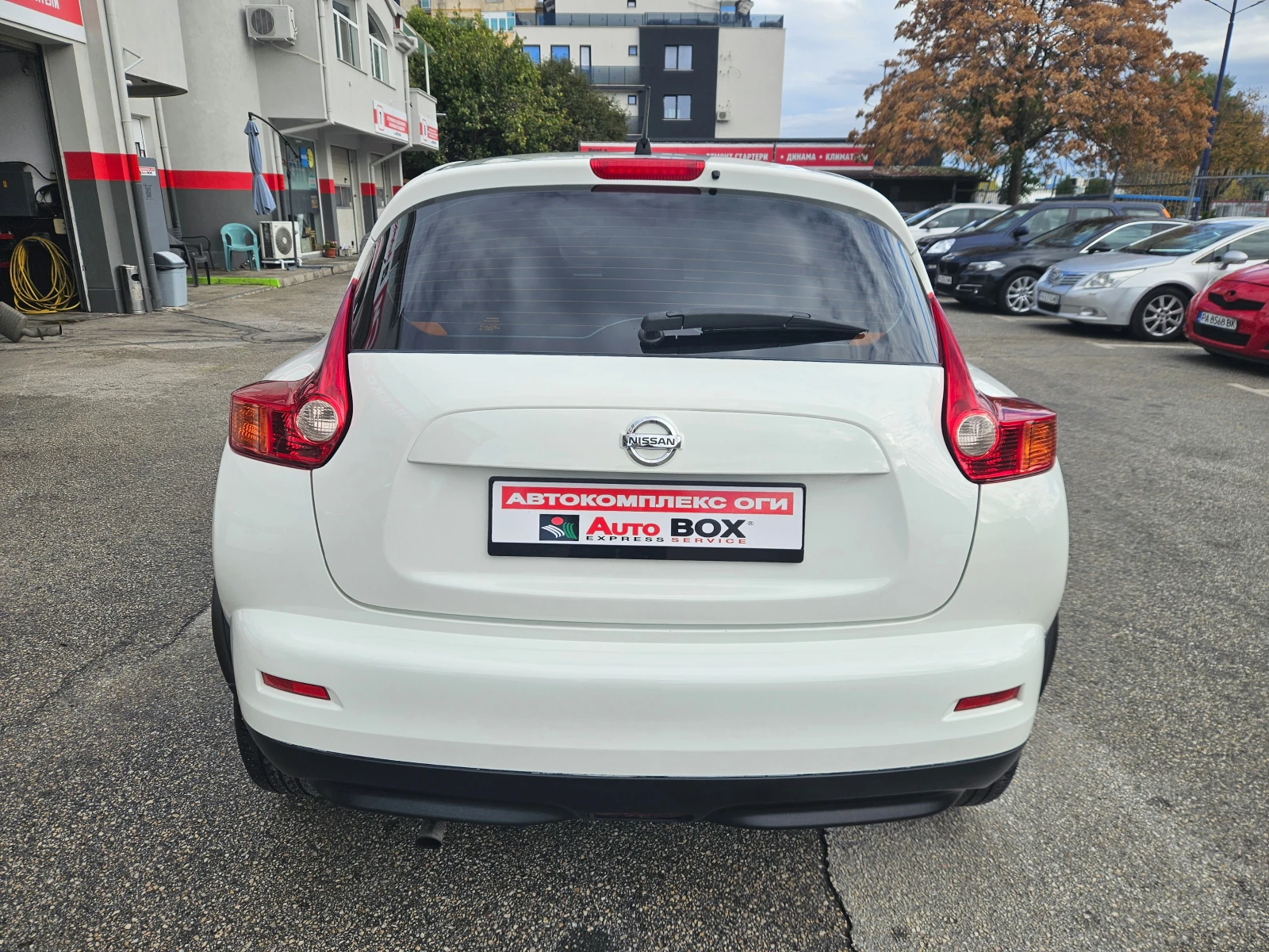 Nissan Juke 1.6i (117 Hp) - изображение 4 | Auto.bg Nissan Juke 1.6i (117 Hp) - изображение 4