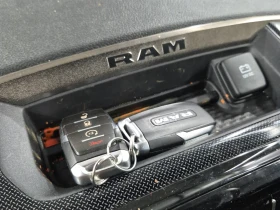 Dodge RAM 1500 Sport Crew Cab Short Bed / 5.7 HEMI V8 / 4WD | Auto.bg — изображение 9 Dodge RAM 1500 Sport Crew Cab Short Bed / 5.7 HEMI V8 / 4WD | Auto.bg — изображение 9