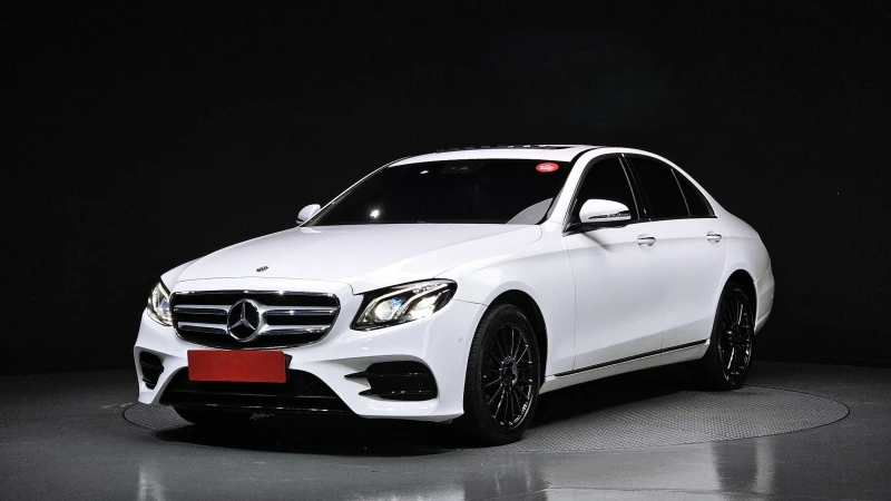 Mercedes-Benz E 220 Avantgarde - 18450 € - 97083444 1 | Car24.bg Mercedes-Benz E 220 Avantgarde - 18450 € - 97083444 1