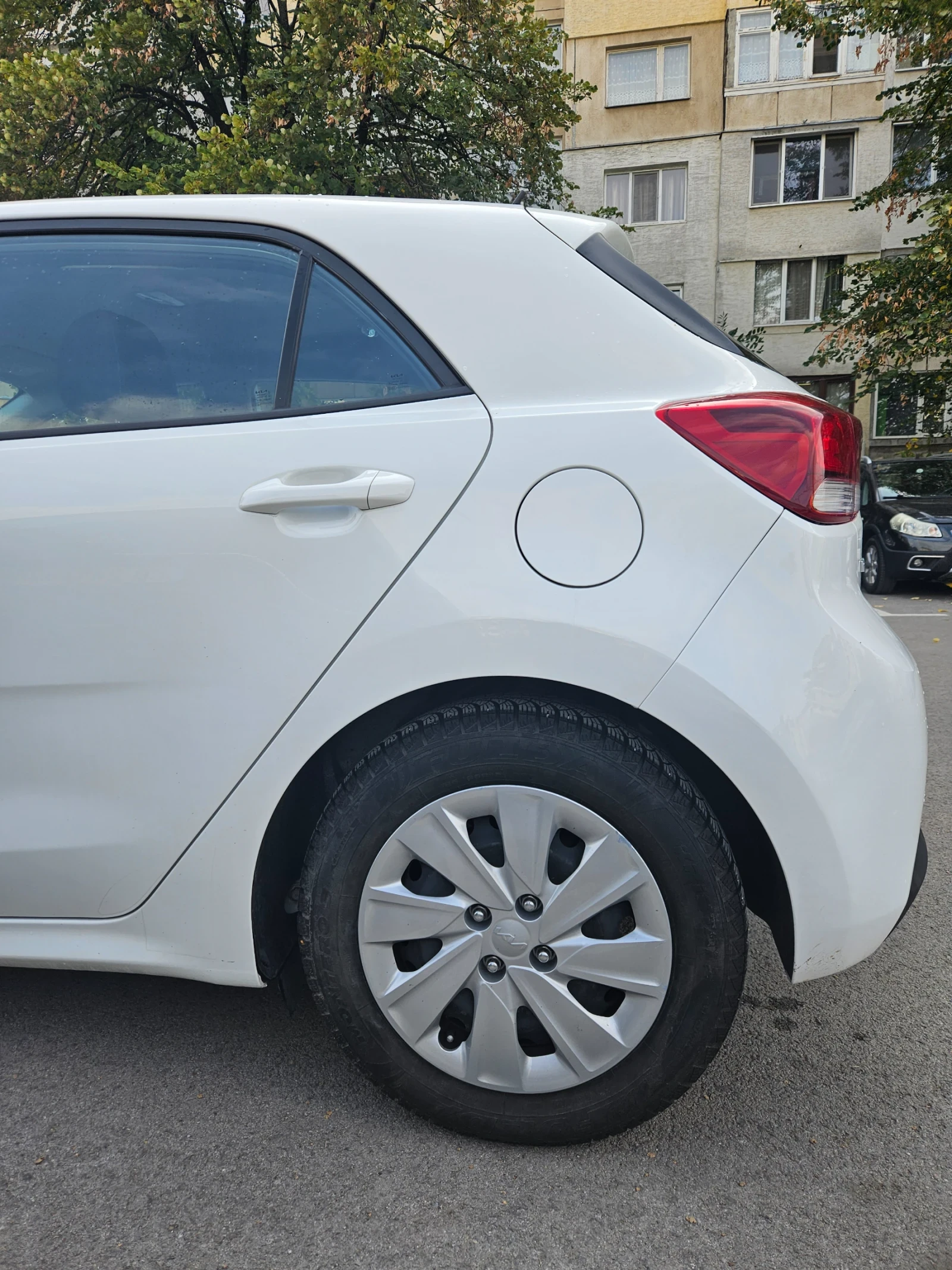 Kia Rio 1.2 i 84к.с. газ/бензин - изображение 8 | Auto.bg Kia Rio 1.2 i 84к.с. газ/бензин - изображение 8