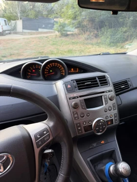 Toyota Corolla verso 2.0 Всички Екстри - 3600 € / 7040.99 лв. - 25315993 8 | Car24.bg Toyota Corolla verso 2.0 Всички Екстри - 3600 € / 7040.99 лв. - 25315993 8