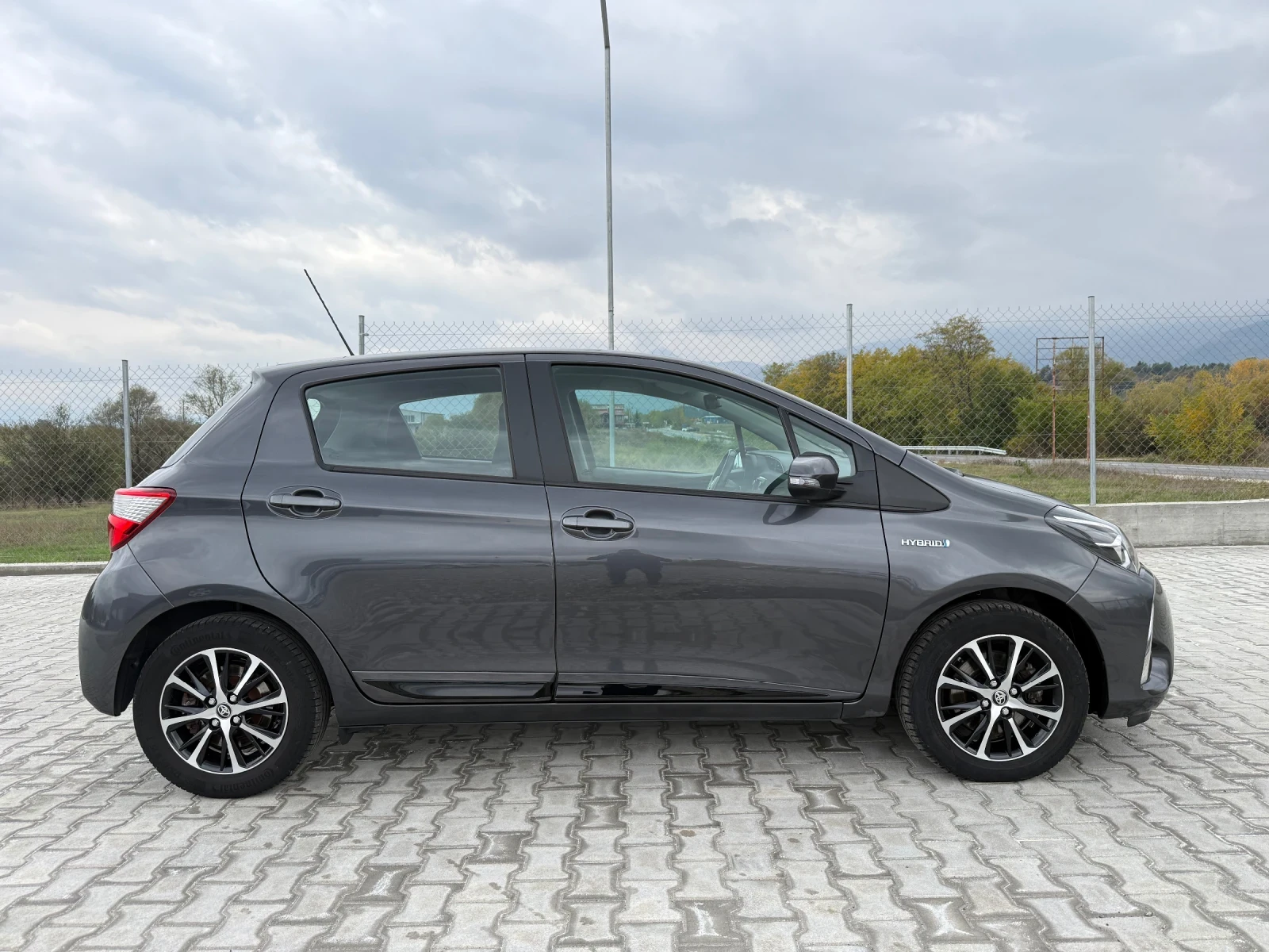 Toyota Yaris 1.5 HYBRID - изображение 7 | Auto.bg Toyota Yaris 1.5 HYBRID - изображение 7