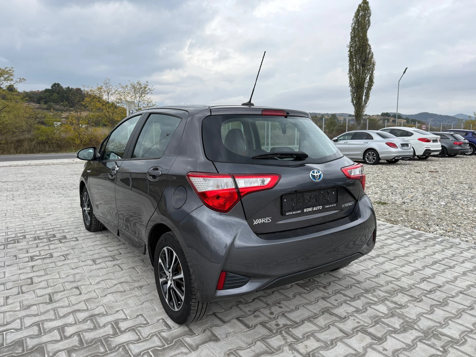 Toyota Yaris 1.5 HYBRID - изображение 4 | Auto.bg Toyota Yaris 1.5 HYBRID - изображение 4