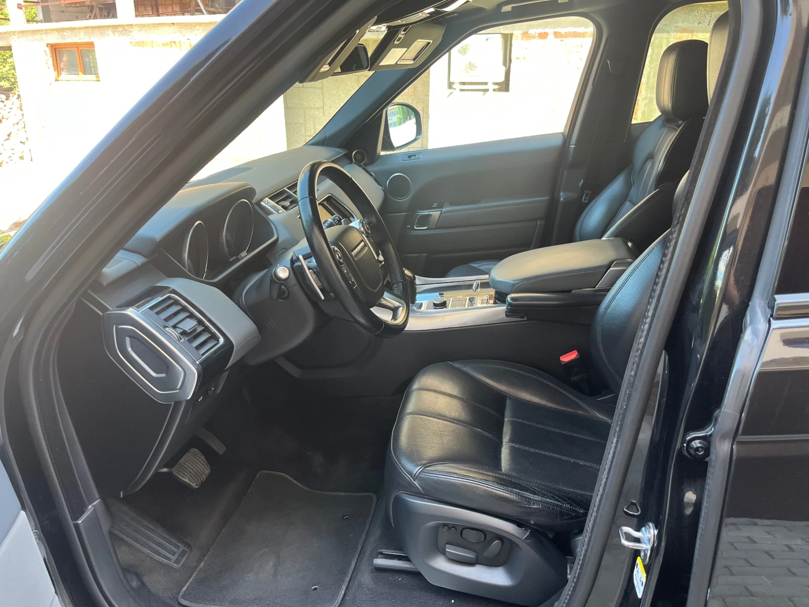 Land Rover Range Rover Sport 3000 лизинг, перфектен  - изображение 8 | Auto.bg Land Rover Range Rover Sport 3000 лизинг, перфектен  - изображение 8