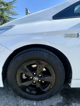 Toyota Prius Plug-in hybrid | Mobile.bg — малка снимка 10
