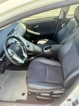 Toyota Prius Plug-in hybrid | Mobile.bg — малка снимка 5