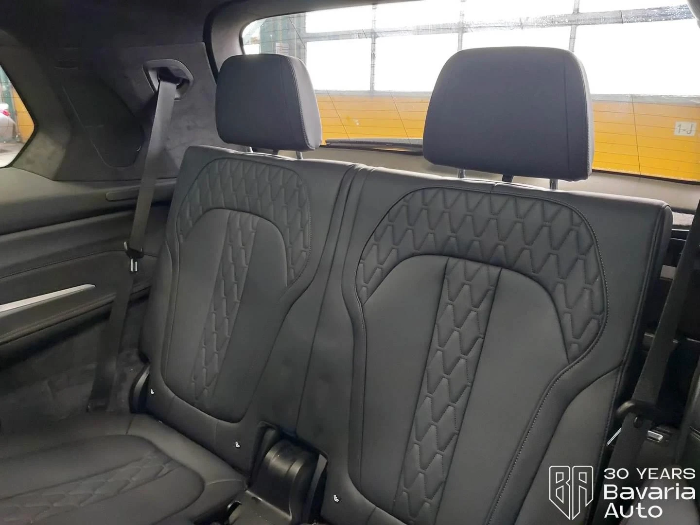 BMW X7 M60i xDrive Sportautomatic - изображение 9 | Auto.bg BMW X7 M60i xDrive Sportautomatic - изображение 9
