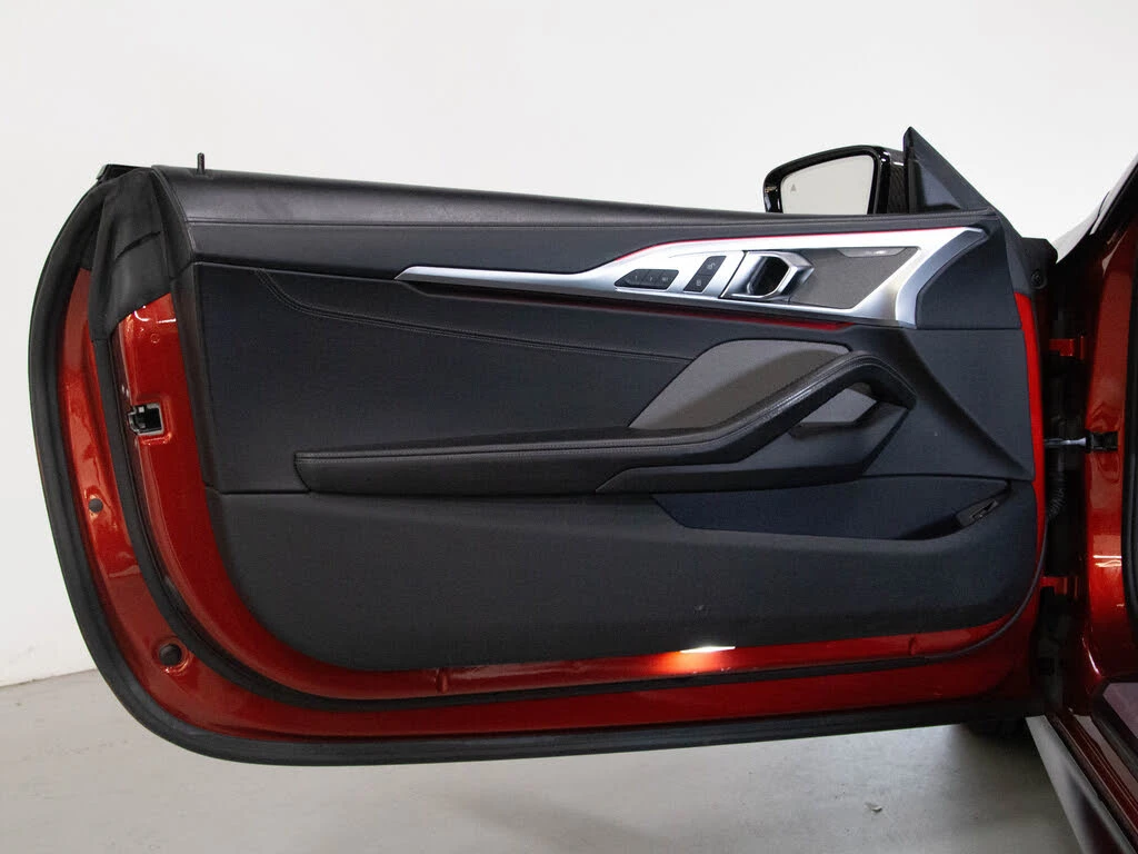 BMW 850 XDRIVE * HEAD UP * 360 CAMERA * DISTRONIC * NAVI - изображение 7 | Auto.bg BMW 850 XDRIVE * HEAD UP * 360 CAMERA * DISTRONIC * NAVI - изображение 7