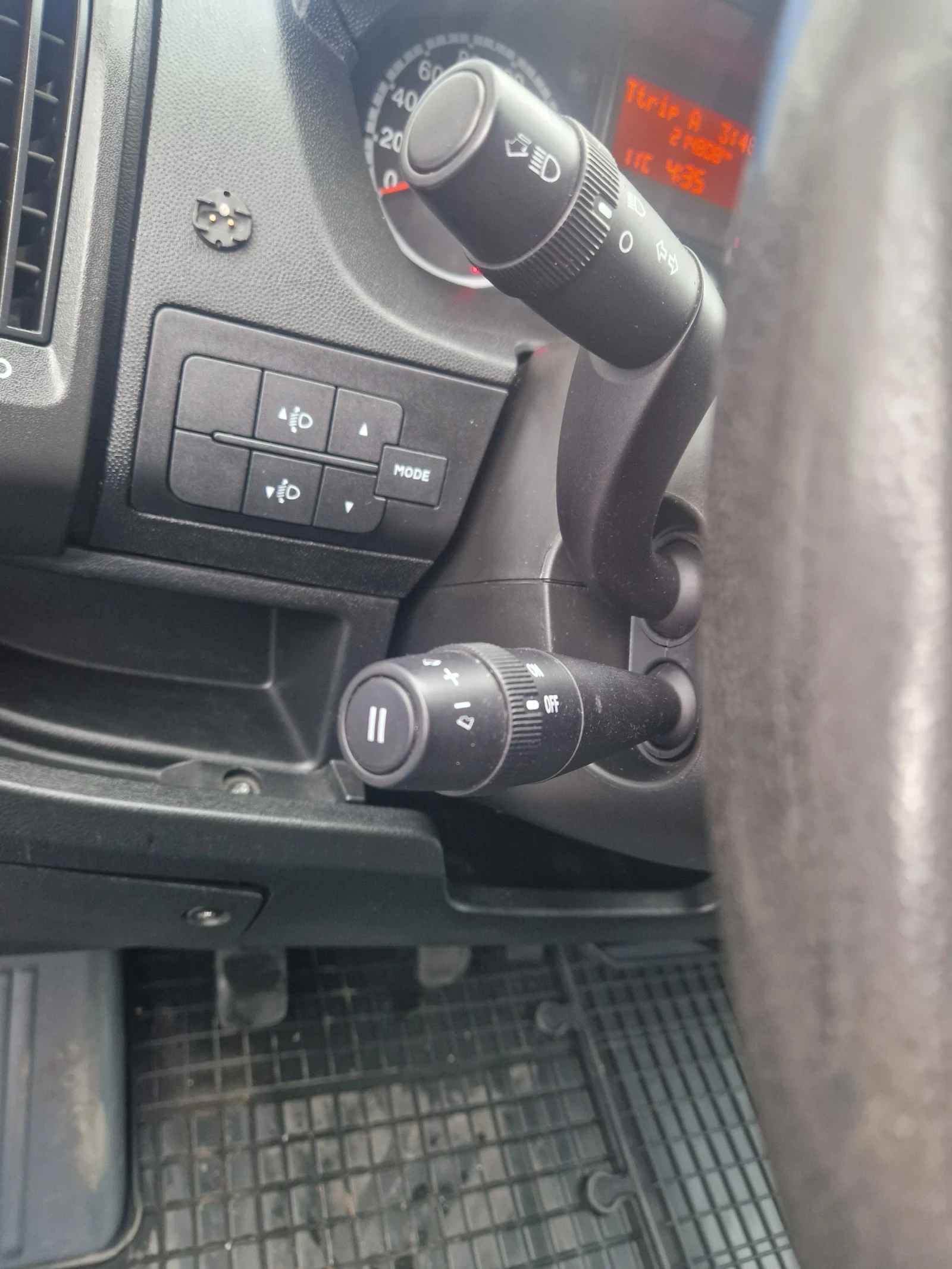 Peugeot Boxer Макси макси 2.2-150к.с евро5В - изображение 9 | Auto.bg Peugeot Boxer Макси макси 2.2-150к.с евро5В - изображение 9