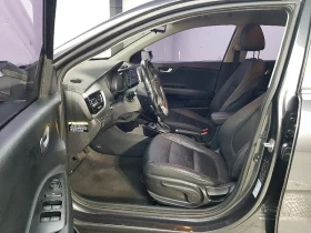 Kia Stonic 1.6 TRENDY | Auto.bg — изображение 8 Kia Stonic 1.6 TRENDY | Auto.bg — изображение 8