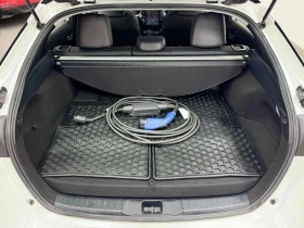 Toyota Prius * Upgrade Auto * CARFAX * ОПЦИЯ ЗА ФИНАНСИРАНЕ | Auto.bg — изображение 12 Toyota Prius * Upgrade Auto * CARFAX * ОПЦИЯ ЗА ФИНАНСИРАНЕ | Auto.bg — изображение 12