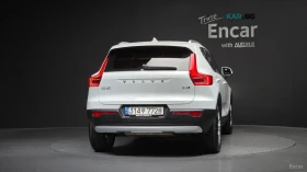 Volvo XC40 B4 Momentum* КОЖА* НАВИ* ПАНО* КАМЕРА | Auto.bg — изображение 4 Volvo XC40 B4 Momentum* КОЖА* НАВИ* ПАНО* КАМЕРА | Auto.bg — изображение 4
