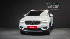 Volvo XC40 B4 Momentum* КОЖА* НАВИ* ПАНО* КАМЕРА | Auto.bg — изображение 3 Volvo XC40 B4 Momentum* КОЖА* НАВИ* ПАНО* КАМЕРА | Auto.bg — изображение 3