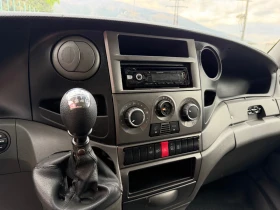Iveco Daily 3.0HPI* 35C15* Климатик* Падащ Борд* 4.20м фургон | Auto.bg — изображение 5 Iveco Daily 3.0HPI* 35C15* Климатик* Падащ Борд* 4.20м фургон | Auto.bg — изображение 5