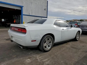 Dodge Challenger R/T* 5.7L HEMI V8* - 16000 лв. / 8180.67 € - 57609940 4 | Car24.bg Dodge Challenger R/T* 5.7L HEMI V8* - 16000 лв. / 8180.67 € - 57609940 4