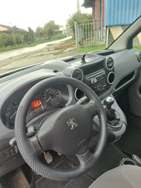 Peugeot Partner 1.6 hdi - 4600 лв. / 2351.94 € - 73569180 12 | Car24.bg Peugeot Partner 1.6 hdi - 4600 лв. / 2351.94 € - 73569180 12