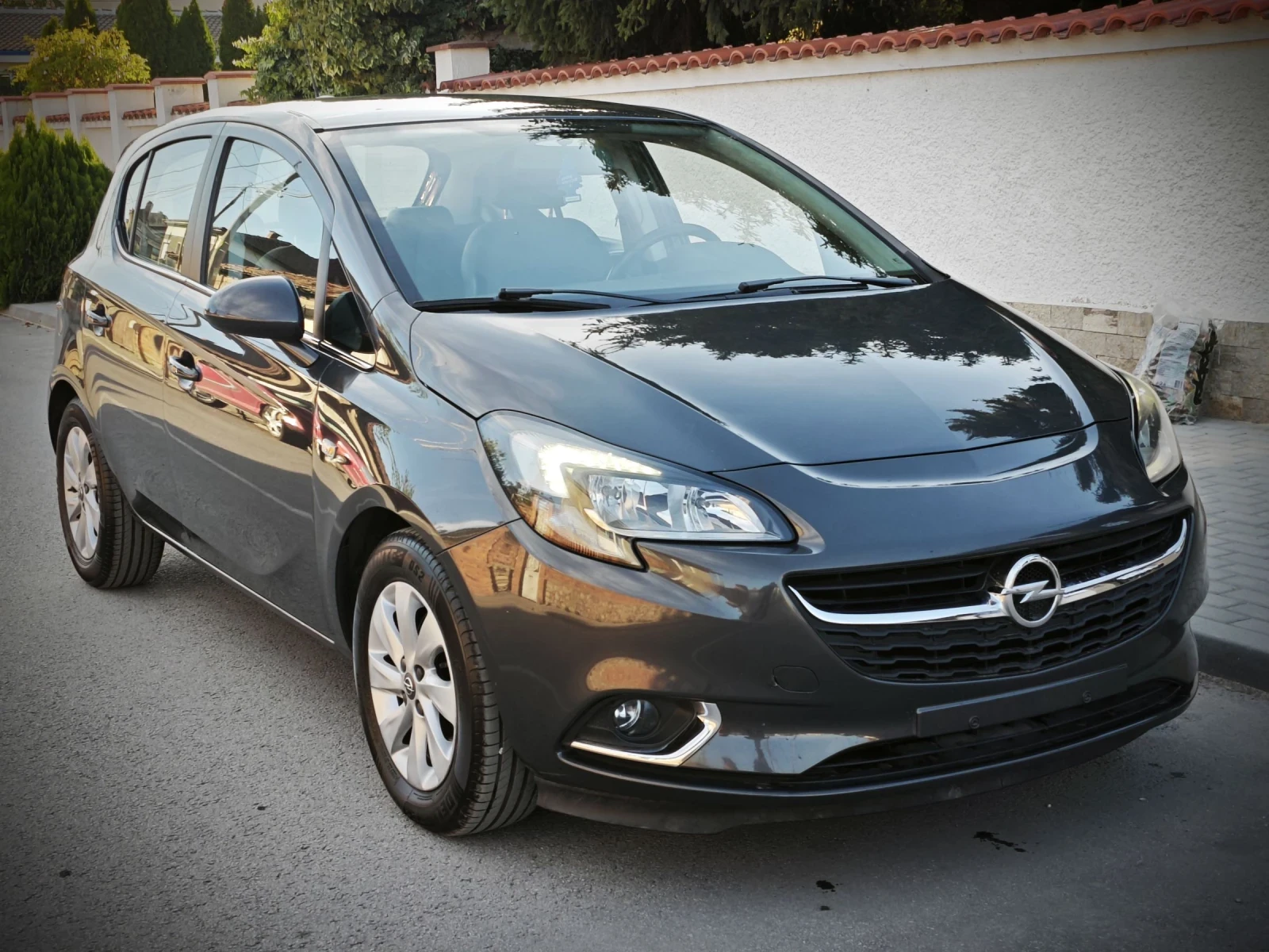 Opel Corsa Напълно Обслужен/ Нови Гуми/EURO6B - изображение 3 | Auto.bg Opel Corsa Напълно Обслужен/ Нови Гуми/EURO6B - изображение 3