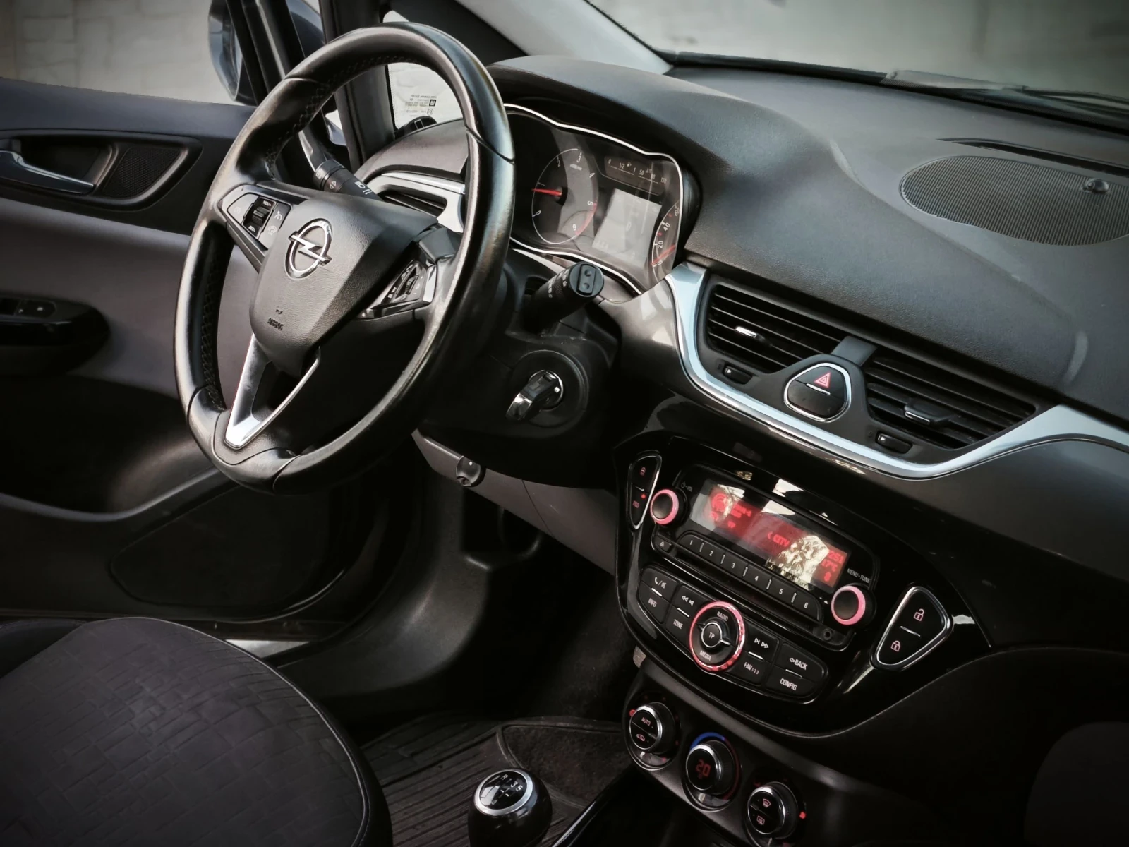 Opel Corsa Напълно Обслужен/ Нови Гуми/EURO6B - изображение 9 | Auto.bg Opel Corsa Напълно Обслужен/ Нови Гуми/EURO6B - изображение 9