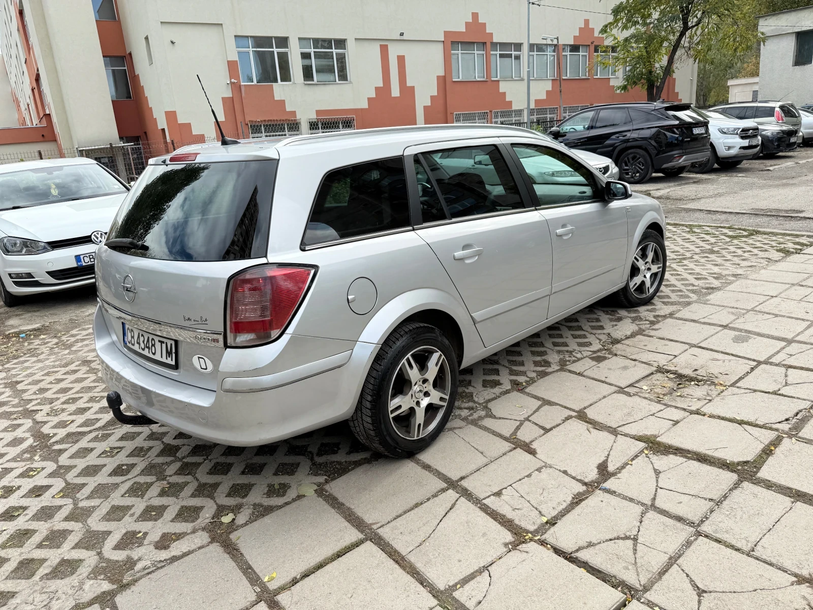 Opel Astra 1.9 CDTI ОБСЛУЖЕН Face lift 2008 Г ТОП  - изображение 3 | Auto.bg Opel Astra 1.9 CDTI ОБСЛУЖЕН Face lift 2008 Г ТОП  - изображение 3