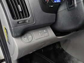 Hyundai Starex 2.5 Automatic | Auto.bg — изображение 16 Hyundai Starex 2.5 Automatic | Auto.bg — изображение 16