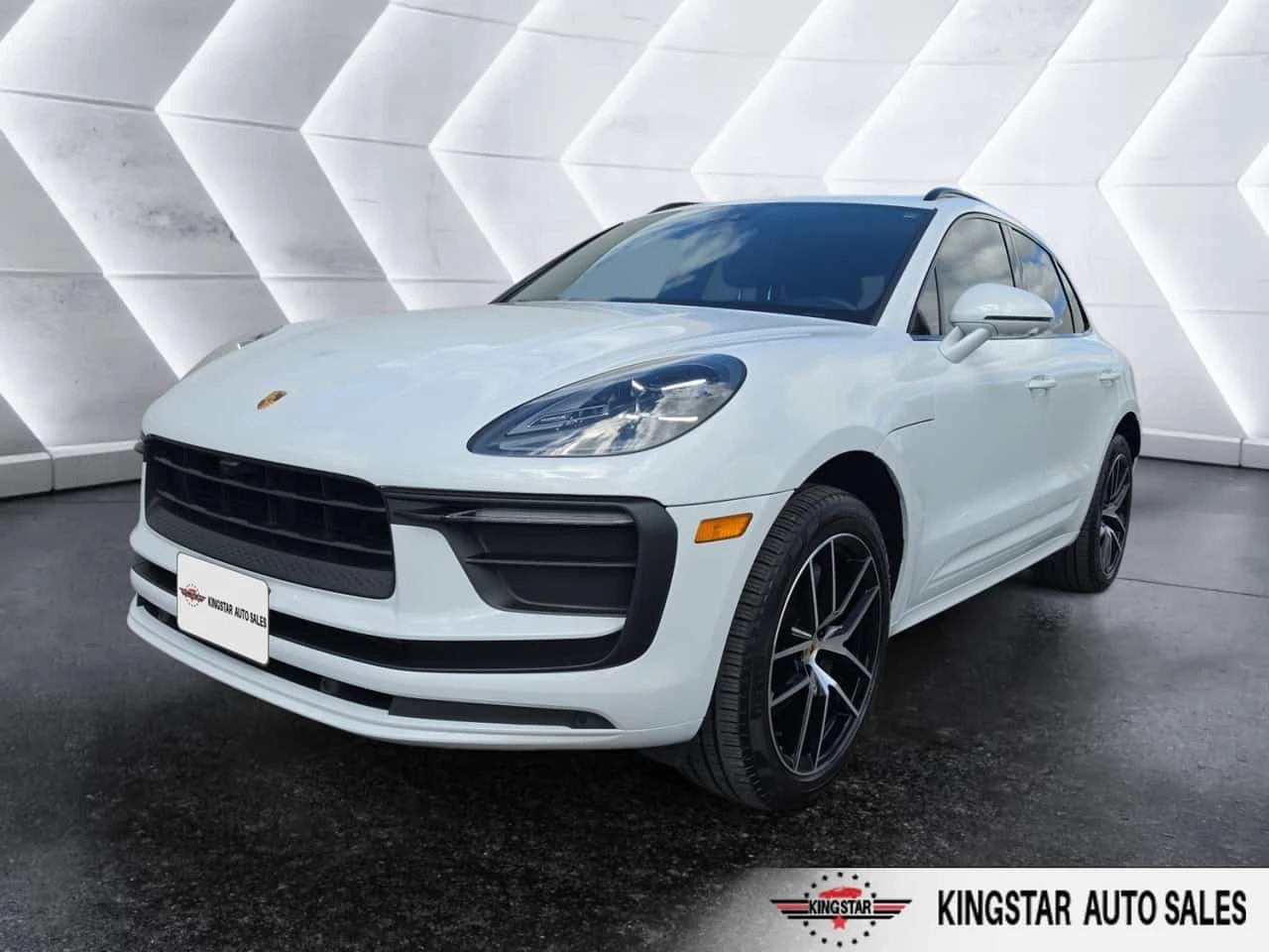 Porsche Macan 360 / 2КЛЮЧА /ОБДУХВАНЕ/CARFAX / ЦЕНА ДО БЪЛГАРИЯ | Auto.bg — изображение 1 Porsche Macan 360 / 2КЛЮЧА /ОБДУХВАНЕ/CARFAX / ЦЕНА ДО БЪЛГАРИЯ | Auto.bg — изображение 1