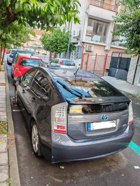 Toyota Prius undefined | Auto.bg — изображение 2 Toyota Prius undefined | Auto.bg — изображение 2
