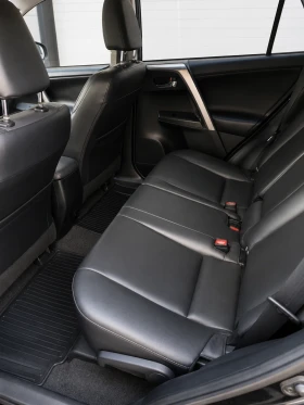 Toyota Rav4 2.2 D-4D 4x4 Executive Automatic на 110 000 км | Auto.bg — изображение 11 Toyota Rav4 2.2 D-4D 4x4 Executive Automatic на 110 000 км | Auto.bg — изображение 11