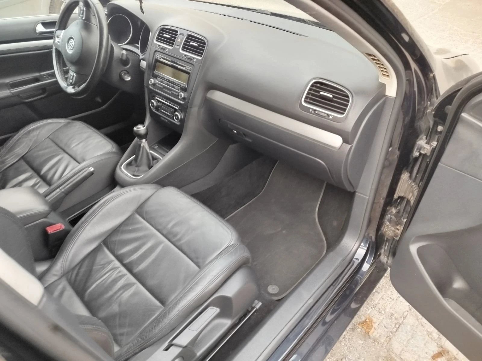 VW Golf 2.0 TDI - изображение 8 | Auto.bg VW Golf 2.0 TDI - изображение 8