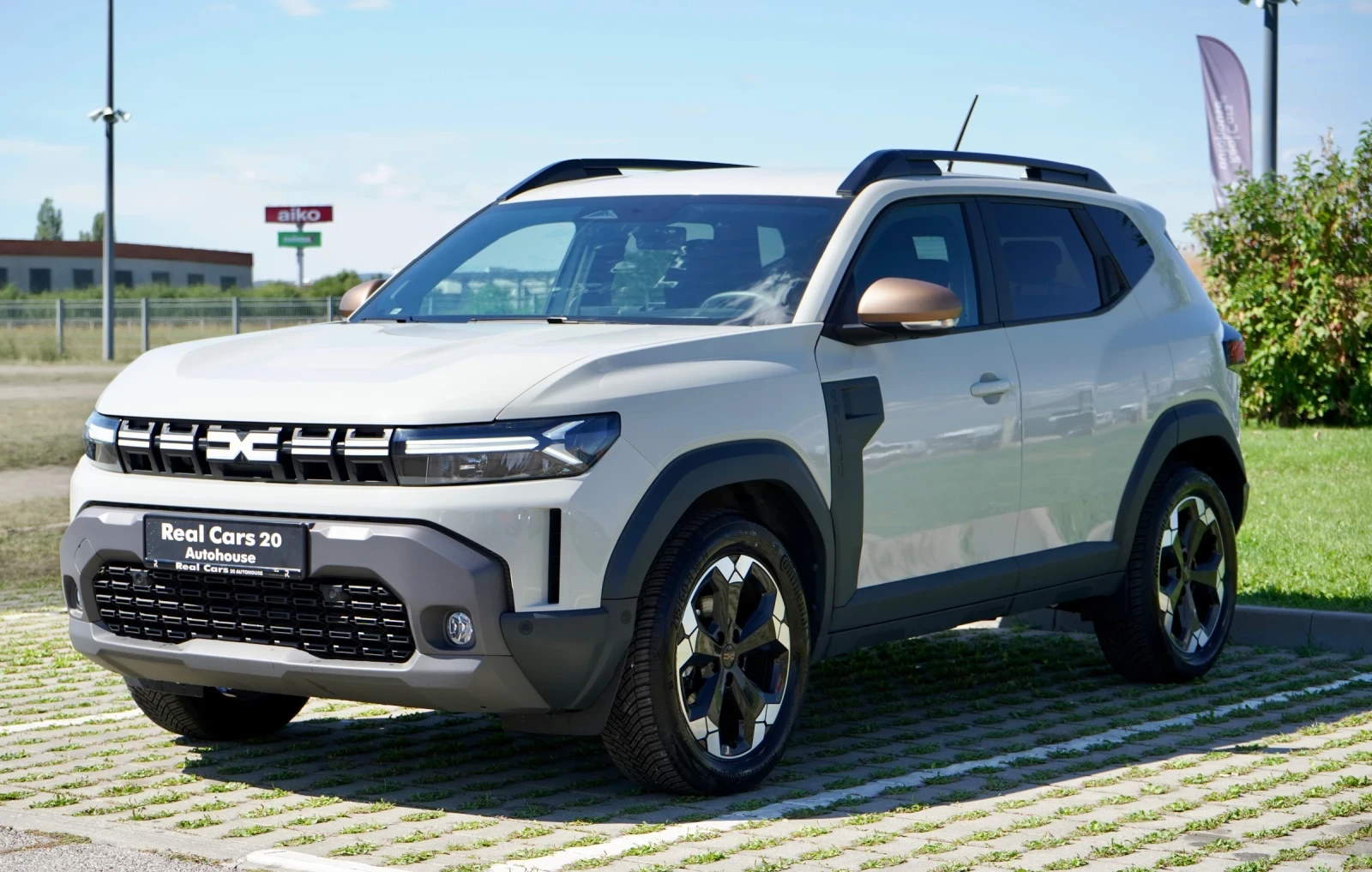 Dacia Duster HYBRID* EXTREME* 360CAM* LED* CARPLAY* | Auto.bg — изображение 1 Dacia Duster HYBRID* EXTREME* 360CAM* LED* CARPLAY* | Auto.bg — изображение 1