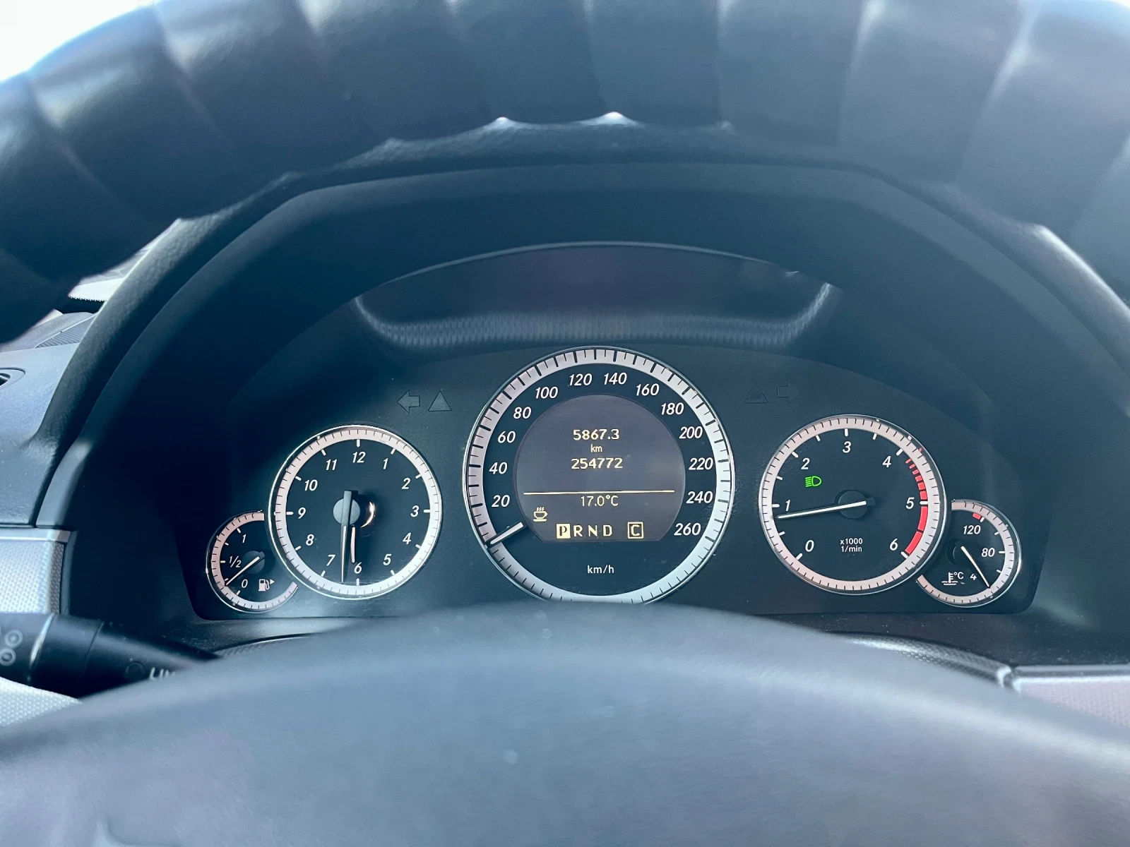 Mercedes-Benz E 220  - изображение 5 | Auto.bg Mercedes-Benz E 220  - изображение 5