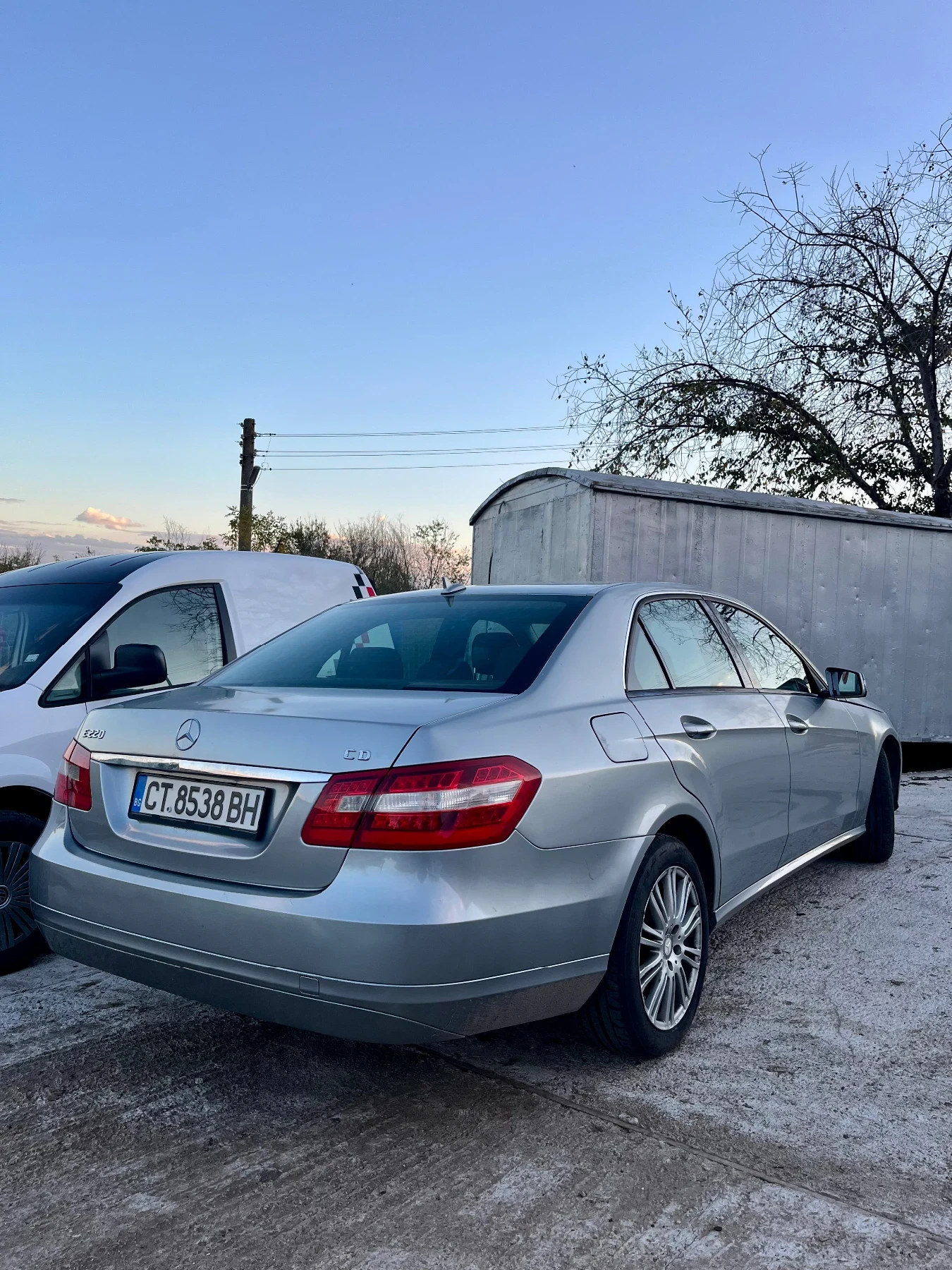 Mercedes-Benz E 220  - изображение 3 | Auto.bg Mercedes-Benz E 220  - изображение 3