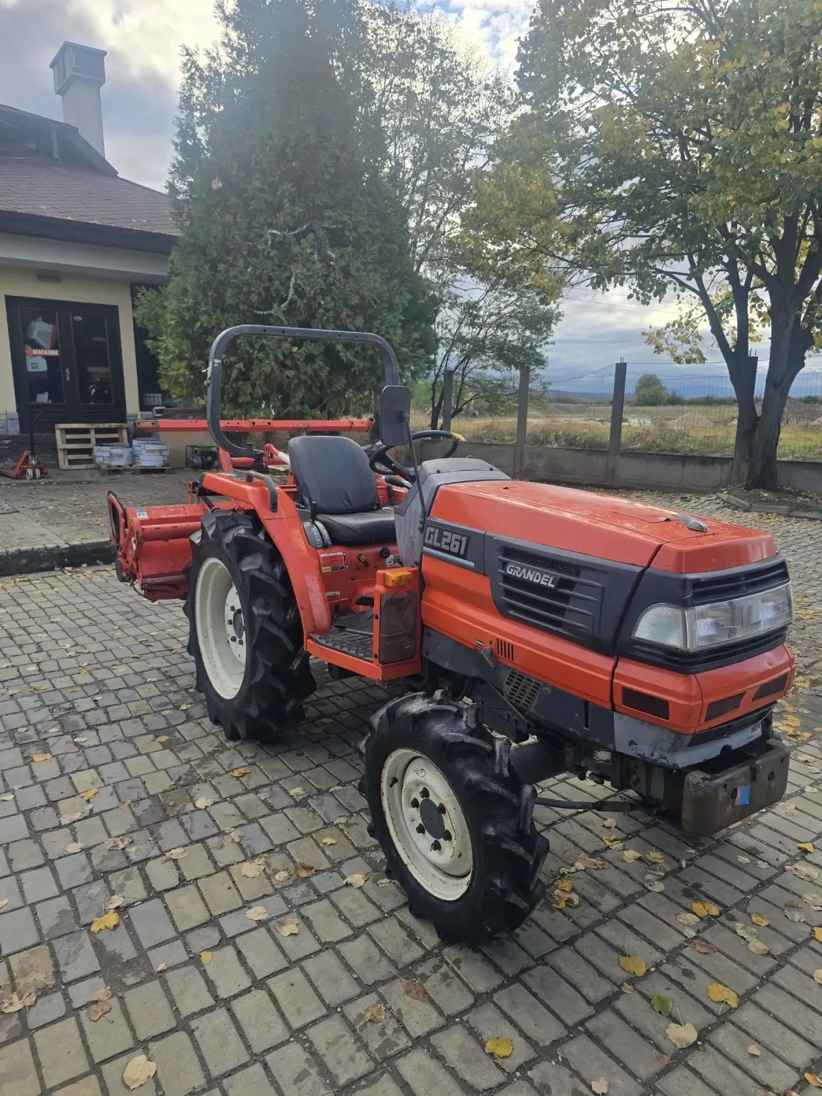 Трактор Kubota GL 261 - изображение 2 | Auto.bg Трактор Kubota GL 261 - изображение 2