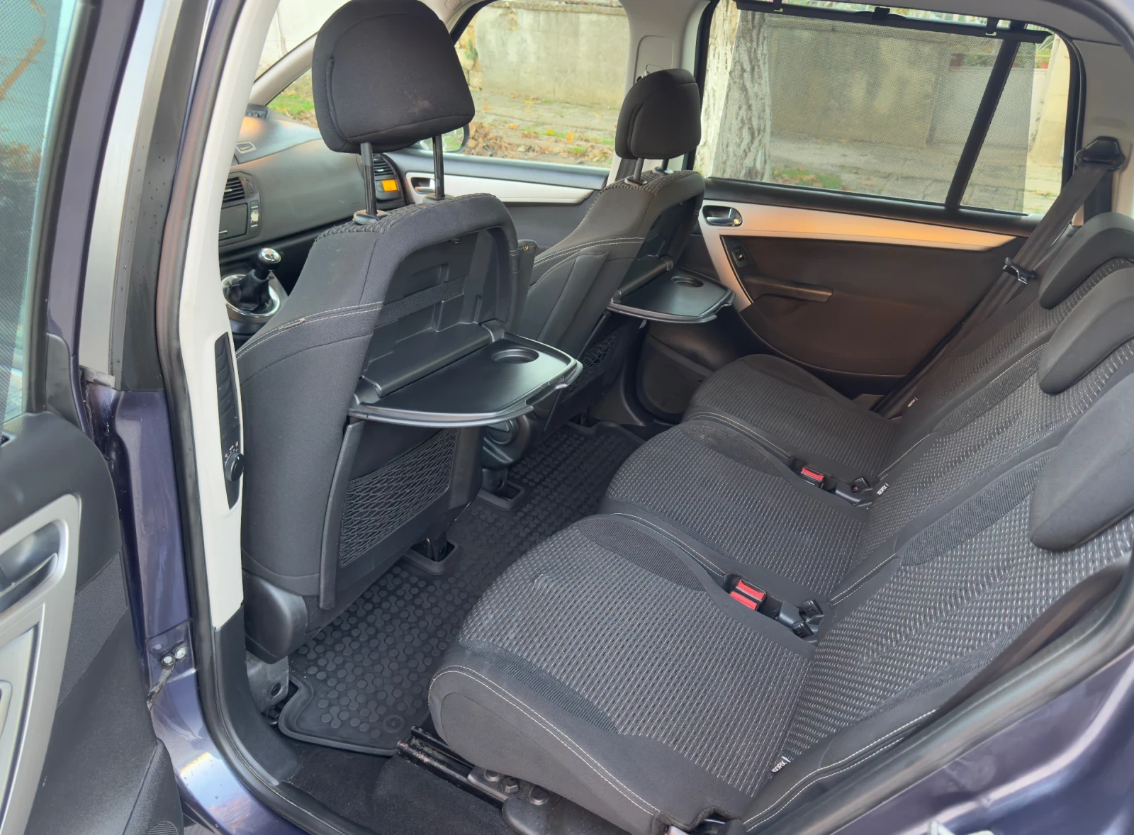 Citroen Grand C4 Picasso 1.6HDI 7местен - изображение 7 | Auto.bg Citroen Grand C4 Picasso 1.6HDI 7местен - изображение 7