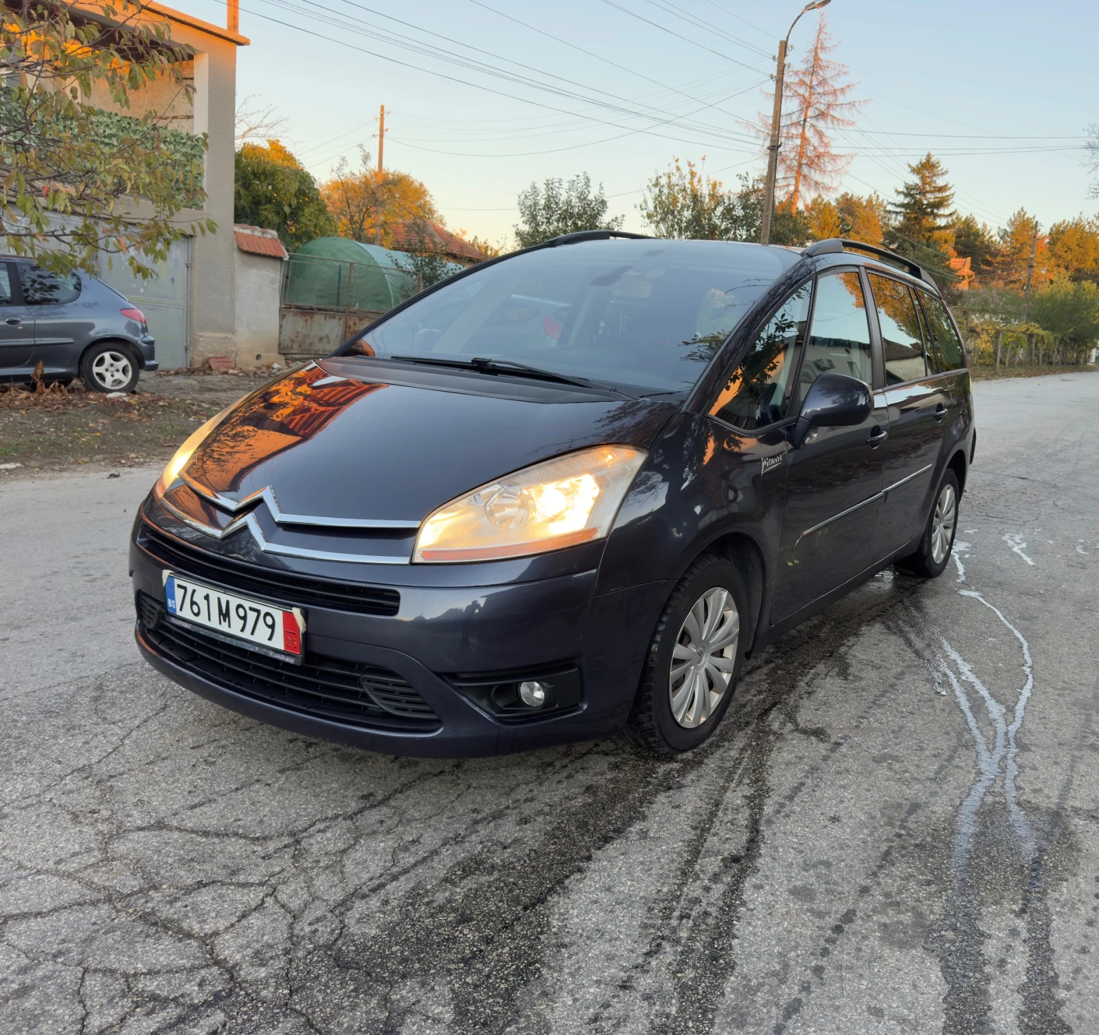 Citroen Grand C4 Picasso 1.6HDI 7местен - изображение 2 | Auto.bg Citroen Grand C4 Picasso 1.6HDI 7местен - изображение 2