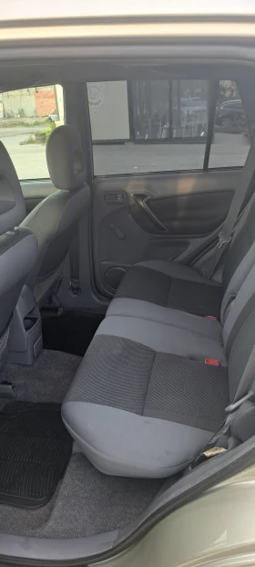 Toyota Rav4 2.0 4D4 - 2500 € - 42737528 7 | Car24.bg Toyota Rav4 2.0 4D4 - 2500 € - 42737528 7