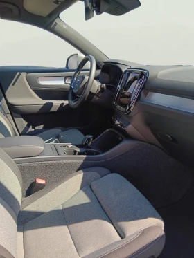 Volvo XC40 2.0L | Auto.bg — изображение 11 Volvo XC40 2.0L | Auto.bg — изображение 11