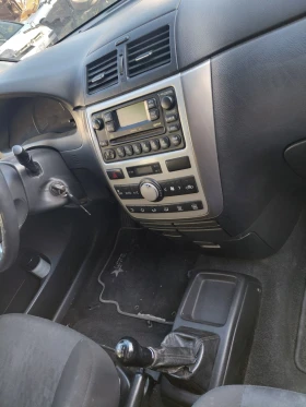 Toyota Avensis verso - 950 € - 32662429 4 | Car24.bg Toyota Avensis verso - 950 € - 32662429 4