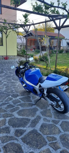 Suzuki Gsxr