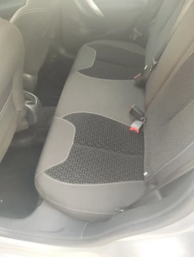 Citroen C3 1.6 HDI 92к.с. НАПЪЛНО ОБСЛУЖЕНА КЛИМАТИК | Auto.bg — изображение 13 Citroen C3 1.6 HDI 92к.с. НАПЪЛНО ОБСЛУЖЕНА КЛИМАТИК | Auto.bg — изображение 13