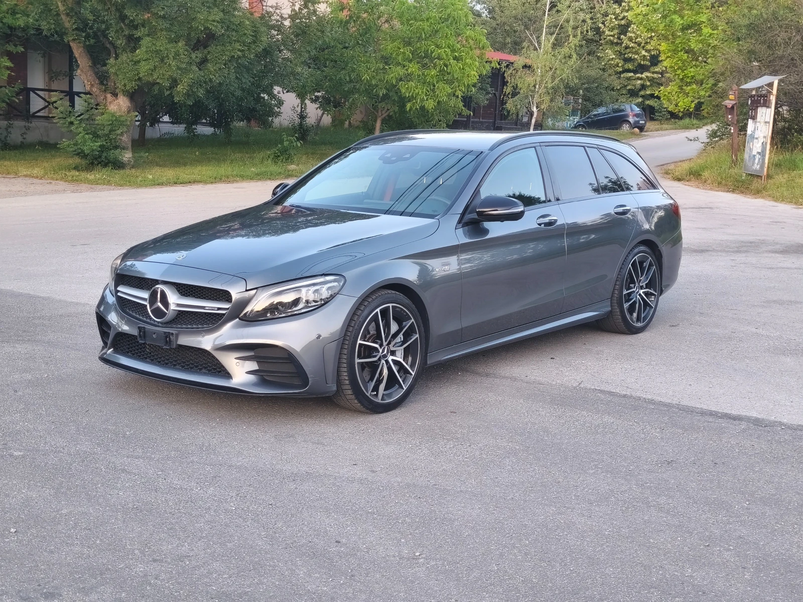 Mercedes-Benz C 43 AMG 4matic Swiss | Auto.bg — изображение 1 Mercedes-Benz C 43 AMG 4matic Swiss | Auto.bg — изображение 1