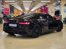 Audi R8 PLUS* V10* 5.2* BANG* OLUFSEN* CARBON* CERAMIC* FU | Auto.bg — изображение 4 Audi R8 PLUS* V10* 5.2* BANG* OLUFSEN* CARBON* CERAMIC* FU | Auto.bg — изображение 4