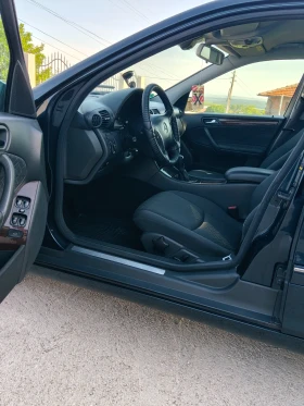 Mercedes-Benz C 200 - 2900 € - 38187976 4 | Car24.bg Mercedes-Benz C 200 - 2900 € - 38187976 4