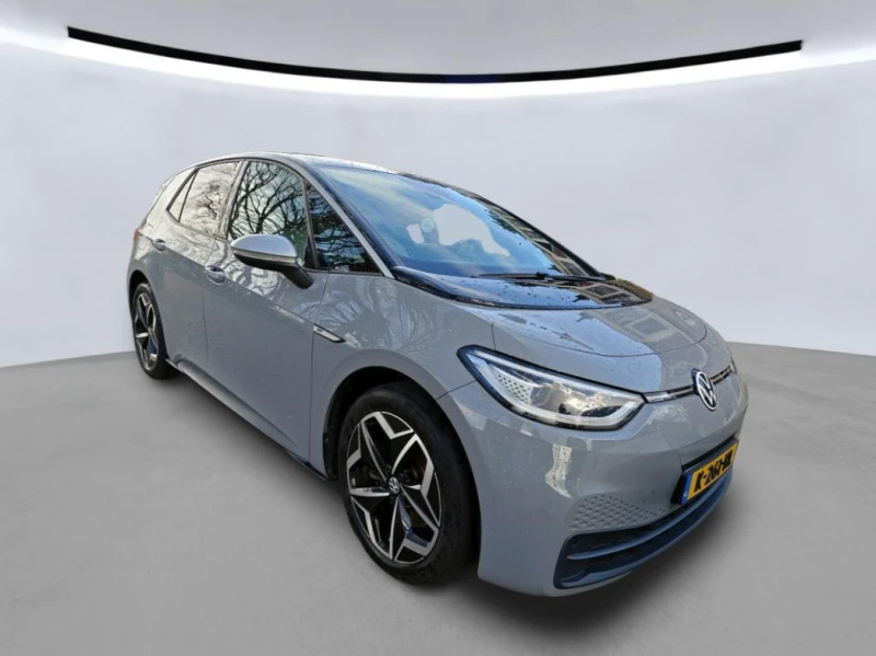 VW ID.3 58kwh 1st Plus - 16400 € / 32075.61 лв. - 80188708 1 | Car24.bg VW ID.3 58kwh 1st Plus - 16400 € / 32075.61 лв. - 80188708 1