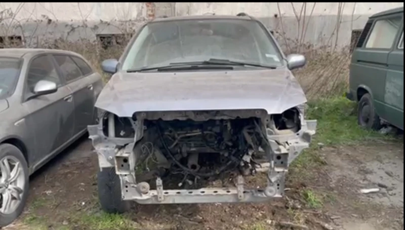 Mazda Mpv II (LW) - 700 лв. / 357.90 € - 44532168 1 | Car24.bg Mazda Mpv II (LW) - 700 лв. / 357.90 € - 44532168 1