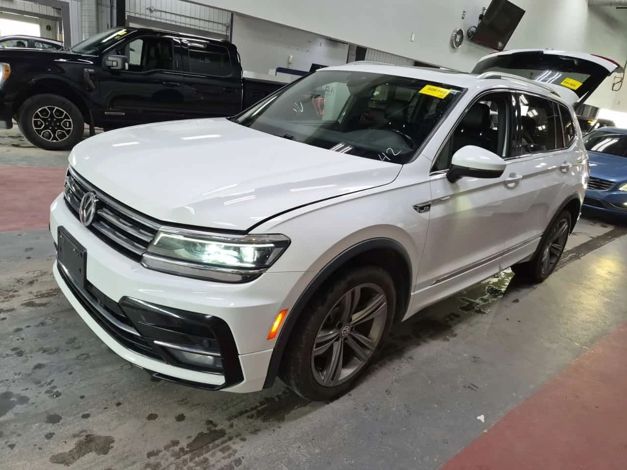 VW Tiguan Highline/CARFAX/Подгрев/Панорама/ | Auto.bg — изображение 1 VW Tiguan Highline/CARFAX/Подгрев/Панорама/ | Auto.bg — изображение 1