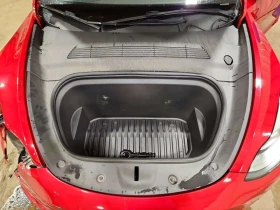 Tesla Model Y Long Range / Carfax / Застраховател | Auto.bg — изображение 11 Tesla Model Y Long Range / Carfax / Застраховател | Auto.bg — изображение 11