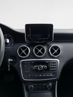 Mercedes-Benz A 180 АВТОМАТИК ALU КОЖА КАМЕРА КЛИМАТРОНИК ПАРКТРОНИК | Auto.bg — изображение 8 Mercedes-Benz A 180 АВТОМАТИК ALU КОЖА КАМЕРА КЛИМАТРОНИК ПАРКТРОНИК | Auto.bg — изображение 8