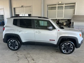 Jeep Renegade 2.0D* 170ps* 4x4* TRAIL HAWK* КОЖА* НАВИ* КАМЕРА* | Auto.bg — изображение 4 Jeep Renegade 2.0D* 170ps* 4x4* TRAIL HAWK* КОЖА* НАВИ* КАМЕРА* | Auto.bg — изображение 4