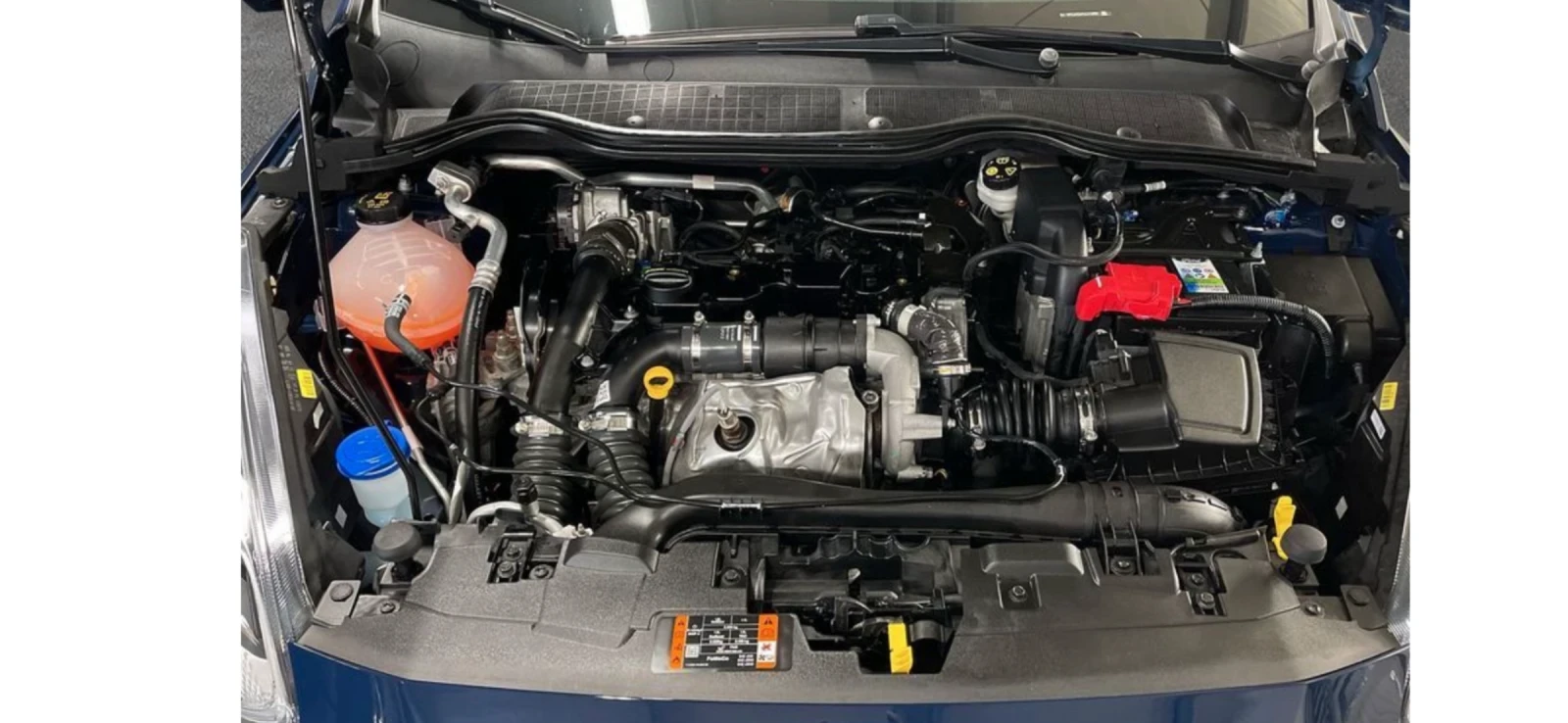 Ford Fiesta TITANIUM 1.5 TDCI - 69000km - изображение 8 | Auto.bg Ford Fiesta TITANIUM 1.5 TDCI - 69000km - изображение 8