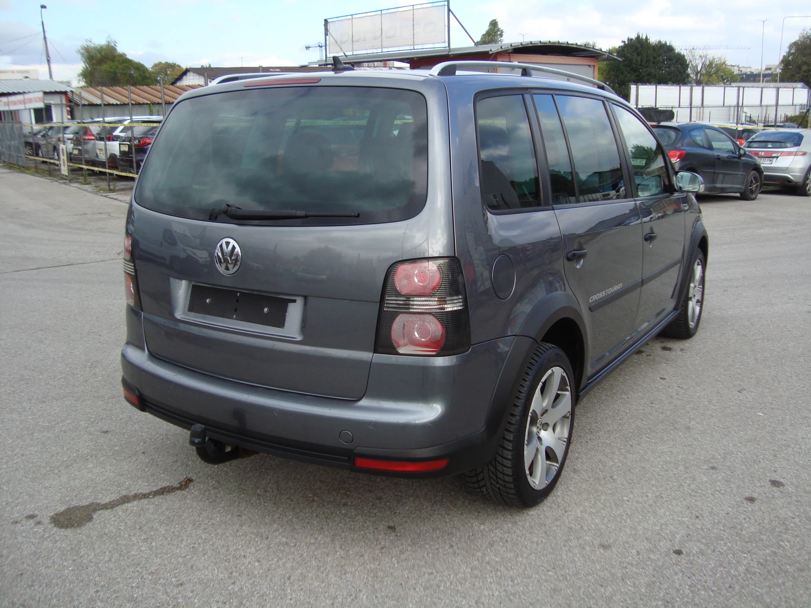 VW Touran CROSS TOURAN/7места - изображение 3 | Auto.bg VW Touran CROSS TOURAN/7места - изображение 3